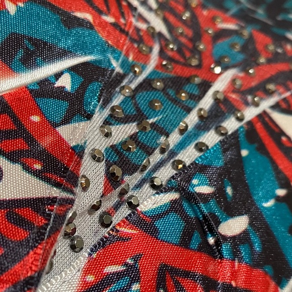 ONE WORLD Gem Embellished Tunic Top - Picture 3 of 4